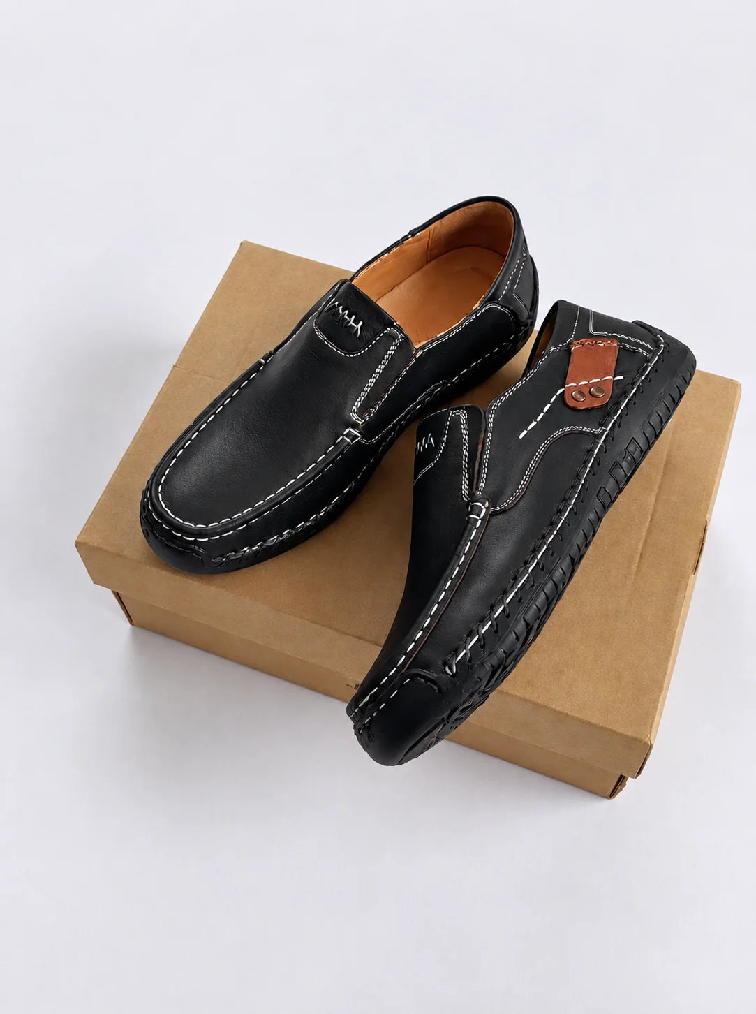 Mocasines negros clásicos para hombre GREKS