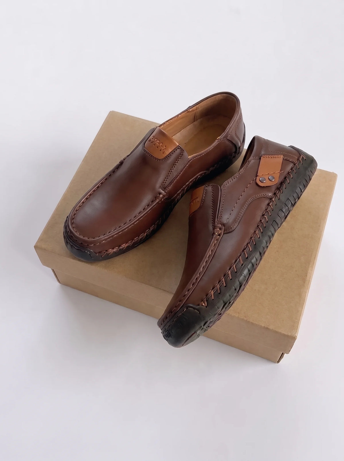 Mocasines negros clásicos para hombre GREKS